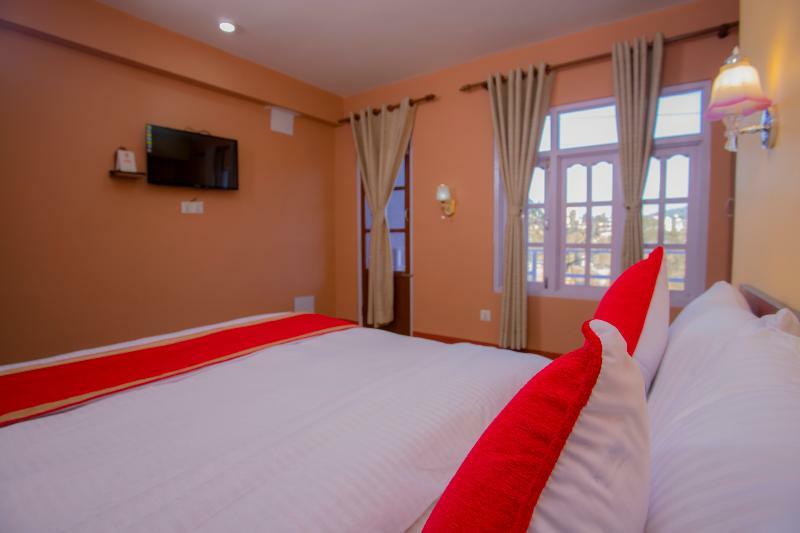 Oyo 281 Twins Kitchen Hotel Dhulikhel Kültér fotó