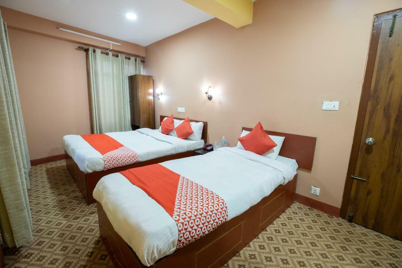 Oyo 281 Twins Kitchen Hotel Dhulikhel Kültér fotó